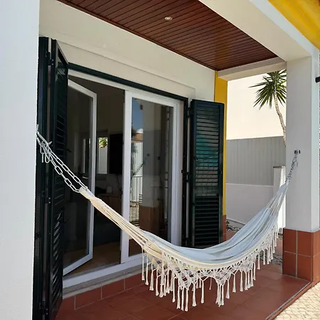 Family In With Pool Vakantiehuis *
